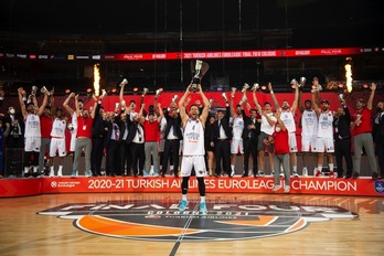 Anadolu Efes, campeón de la Euroliga 2020/21 en Colonia. (EUROLEAGUE.NET)