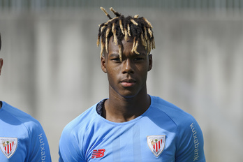 Julen Agirrezabala, Unai Vencedor eta Nico Williams 21 urte azpiko Espainiako selekzioarekin jokatzen izan dira. (@sefutbol)