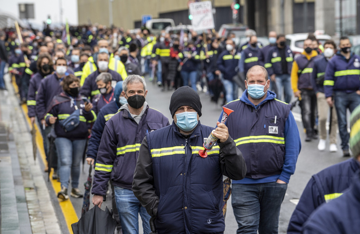 Una de las múltiples movilizaciones de la plantilla de Tubacex en estos meses. (Marisol RAMIREZ | FOKU)