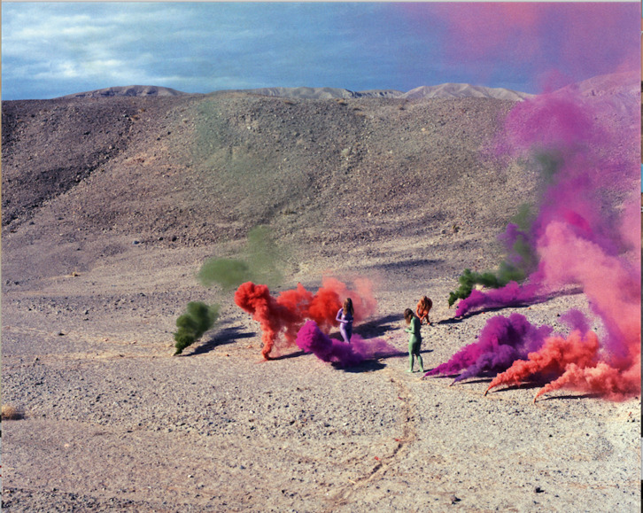 «Cuerpos en humo, de mujeres en humo«, de la artista feminista Judy Chicago. (Judy CHICAGO, VEGAP, BILBAO, 2021)