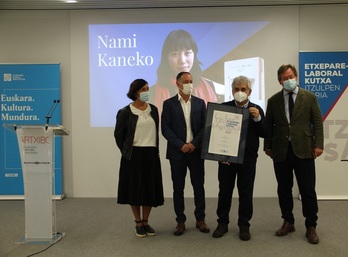 Nami Kaneko japoniarra telematikoki izan da Etxepare-Laboral Kutxa sariaren ekitaldian. (ETXEPARE INSTITUTUA)