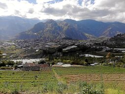 Ekuadorreko Valle del Chotan kokatzen den  Pimampiroko argazki  orokorra (Jone BILBAO)