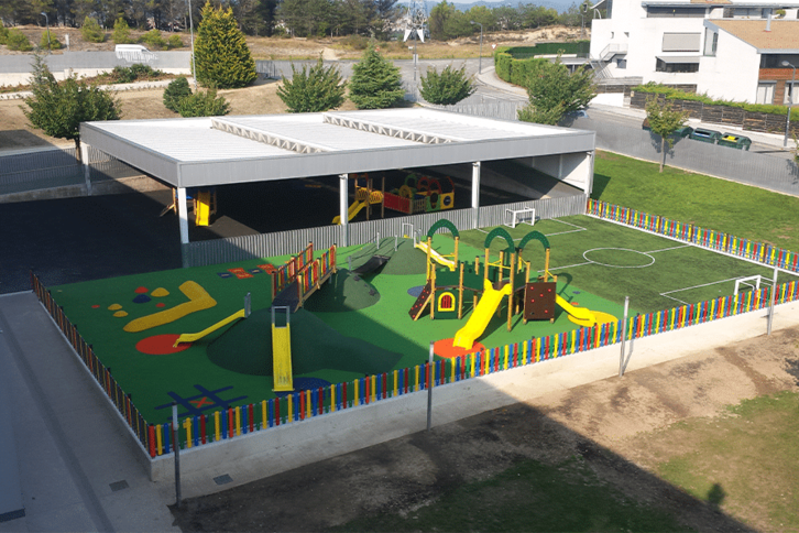 Instalaciones del colegio Miravalles-El Redín. (WWW.FOMENTO.EDU)