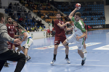 Anaitasuna tendrá que minimizar algunos errores que le han costado caros en las derrotas encajadas hasta ahora. (Iñigo URIZ/FOKU)