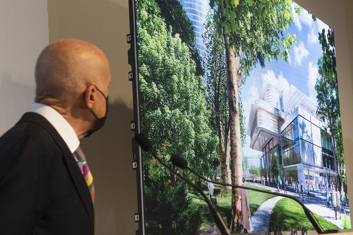 Norman Foster participó en la presentación de junio. (Monika DEL VALLE / FOKU)