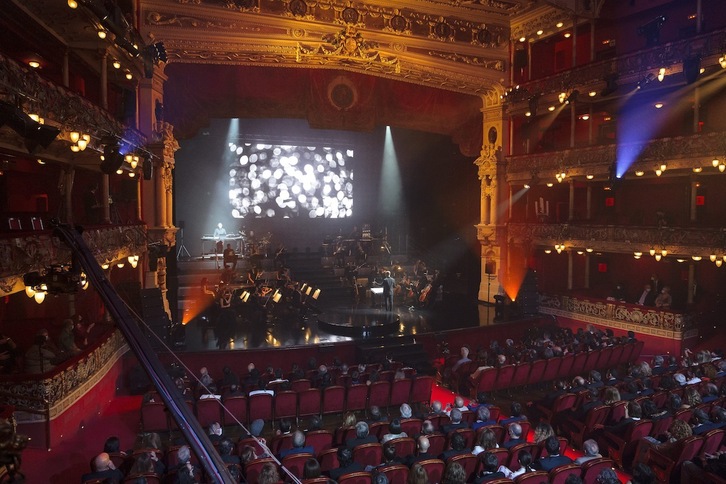 Imagen del Teatro Arriga durante la entrega de los premios Max. (Aritz LOIOLA /FOKU) 