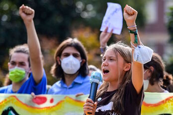 Greta Thunberg gaztea da hautagaien artean indarra duen izenetako bat, klima aldaketaren kontra egiteagatik. (Miguel MEDINA/AFP)