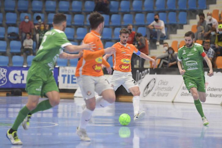 Osasuna Magna y Aspil Jumpers volverán a pelear por la permanencia una temporada más. (Idoia ZABALETA/FOKU)