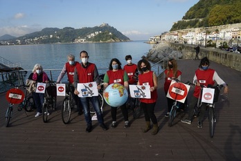 Donostiako Zero Pobrezia plataformak hainbat jarduera aurkeztu ditu Pobreziaren Aurkako Egunaren harira. (FOKU)