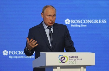 El presidente Putin durante su discurso en el foro 'Semana de la Energía de Rusia'. (Sergey ILNITSKY/AFP)