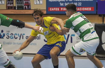 Bidasoa Irun necesita recuperarse cuanto antes de su tropiezo en León. (Andoni CANELLADA/FOKU)