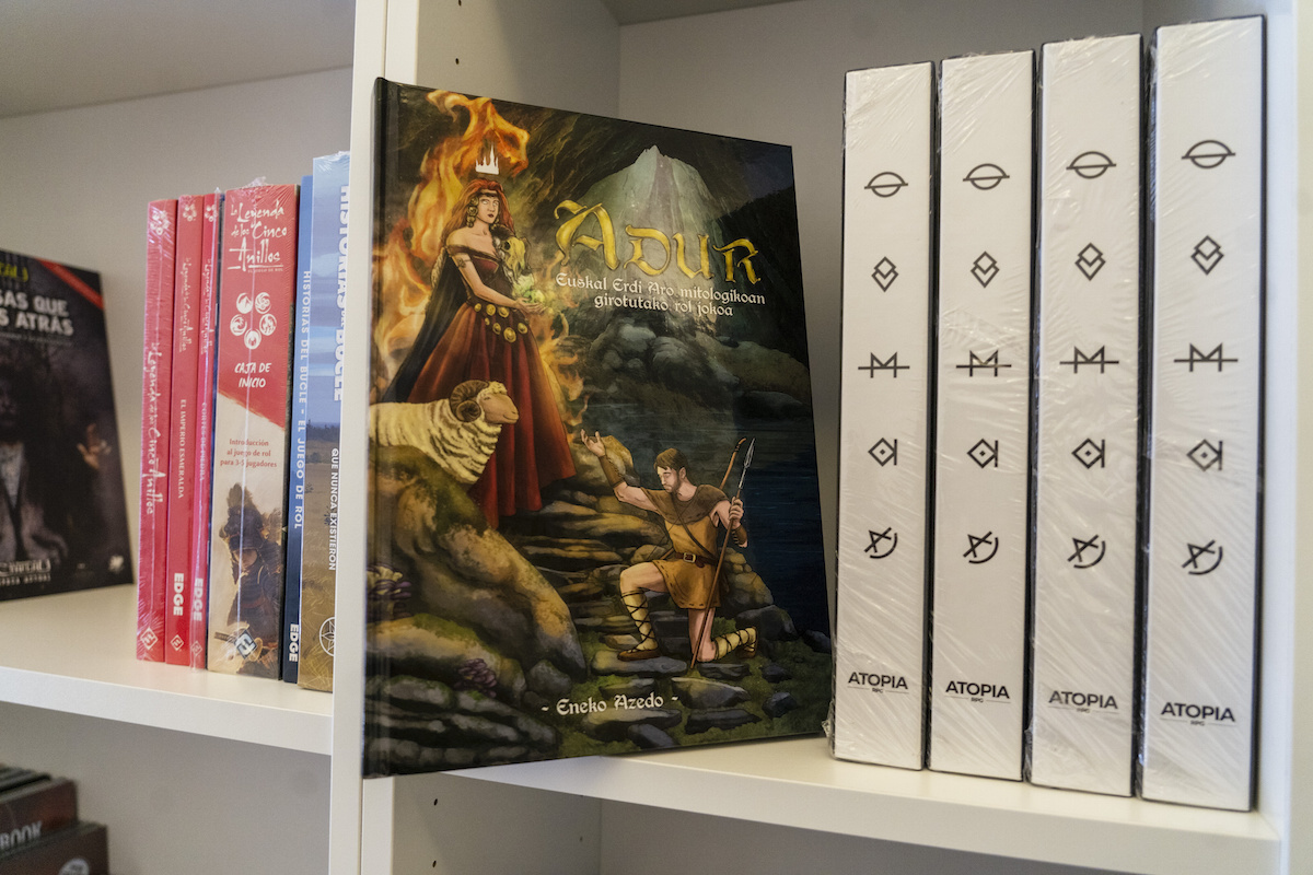 dur, uno de los pocos juegos de rol en euskara. (Gorka RUBIO / FOKU)