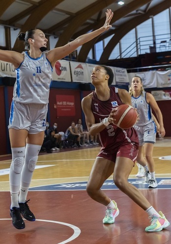 IDK Euskotren gero eta hobeto air da jokatzen, baina emaitza onegirik gabe oraindik. (Monika DEL VALLE / FOKU)