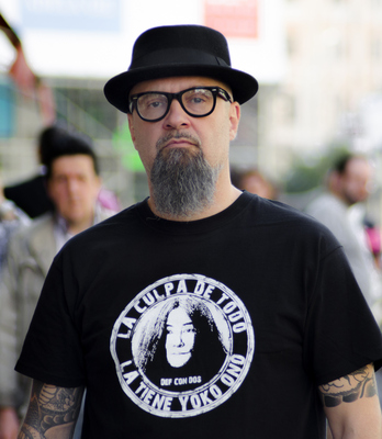 César Strawberry, escritor, co mpositor y vocalista de Def Con Dos. (Alejandro Navarro Bustamante)