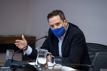 El alcalde de Tutera, Alejandro Toquero, en una reciente intervención en el Parlamento de Nafarroa. (Iñigo URIZ/FOKU)