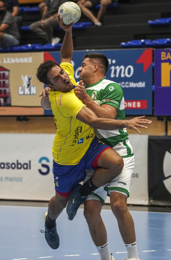 Bidasoa se ha atascado en ataque y se ha quedado sin poder puntuar. (Andoni CANELLADA/FOKU)