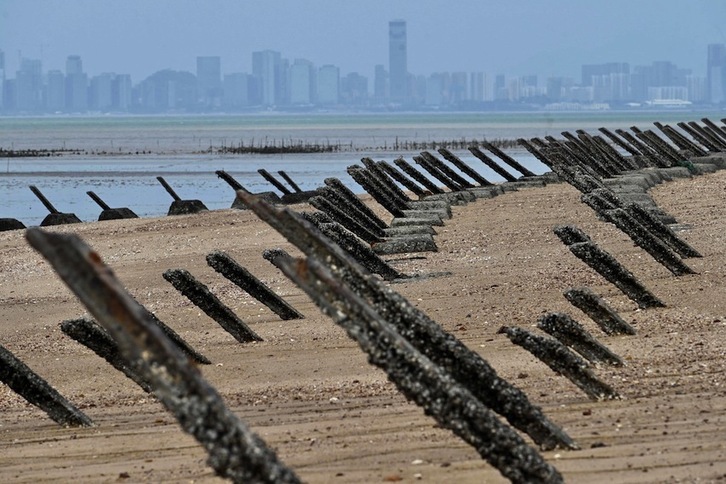 Fortificaciones anti-desembarco en Taiwán. (SAM YEH-AFP) 