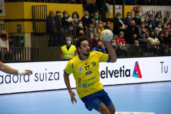 Rodrigo Salinas ha vuelto a estar brillante ante el Nava (Daniel PÉREZ / ASOBAL)