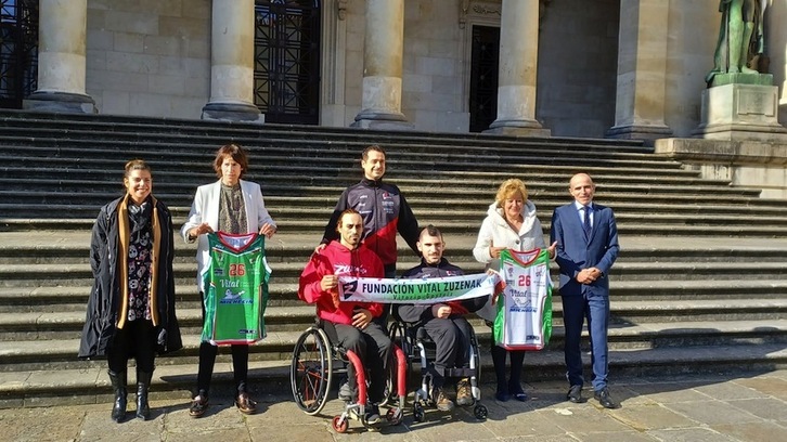 Presentación del Zuzenak como próximo equipo de la Euroleague 3, incluyendo su último fichaje, Ali Shokouhi. (ZUZENAK)