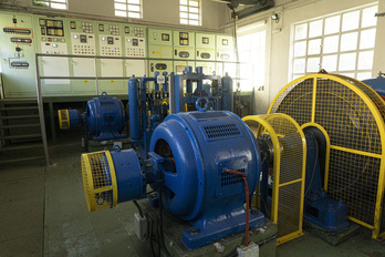 Central hidroeléctrica de Izaba que utiliza el Ayuntamiento para generar energía. (Jagoba MANTEROLA/FOKU)