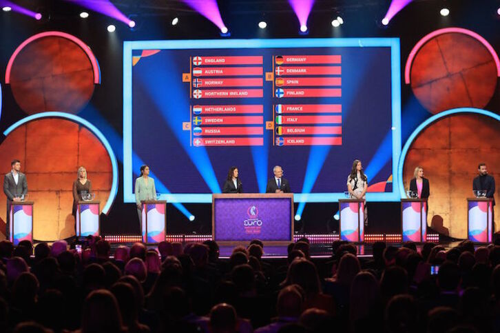 El sorteo se ha celebrado esta tarde en Manchester, con presencia de numerosos e ilustres invitados. (Lindsay PARNABY/AFP)