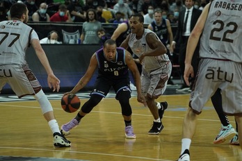 Andrew Goudelock ha tenido mucho que decir en las dos primeras victorias ligueras de Bilbao Basket. (Aritz LOIOLA / FOKU)