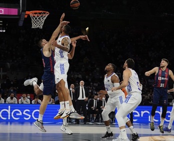 Uztaipean Real Madril askoz gehiago izan da Bitci Baskonia baino. (Raul BOGAJO /FOKU)