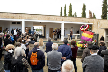 Acto de recuerdo a los fusilados en 1936 en Cortes. (Iñigo URIZ/FOKU)