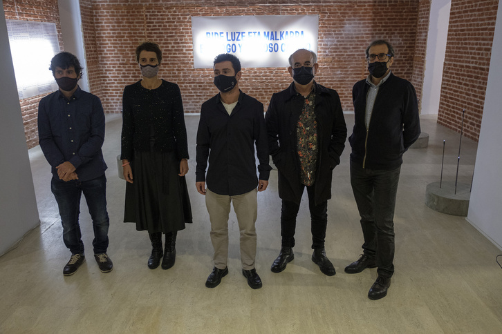  Erakusketaren antolatzaile eta komisarioak. (Jon URBE/FOKU)