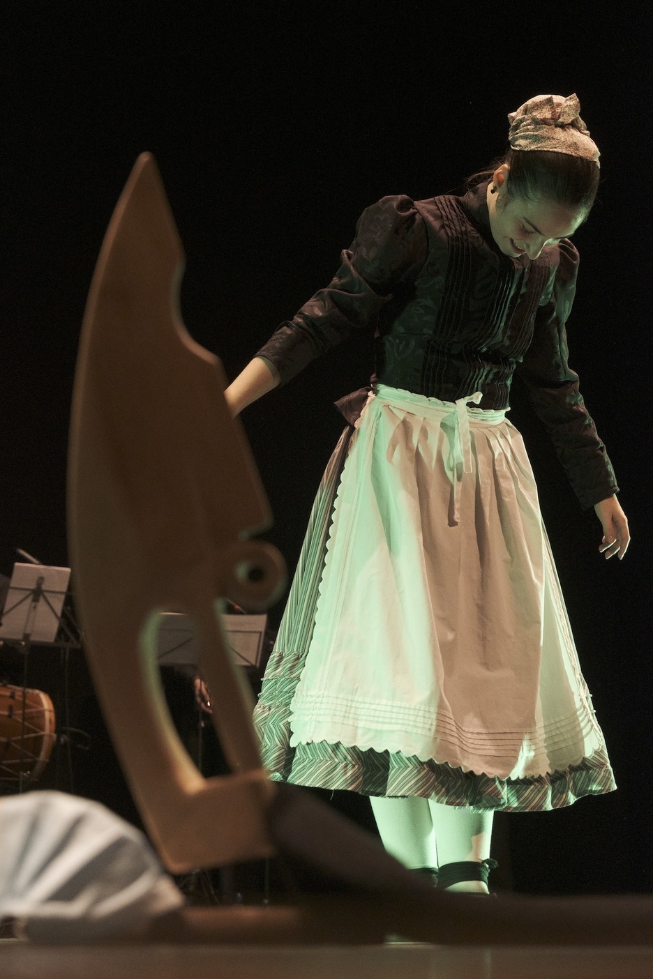 Irabazleak, Katerin Artolak, 400 euro, Gipuzkoako Euskal Dantzarien biltzarreko trofeoa, txapela eta Patxi Epelde eskultorearen lana jaso zituen.