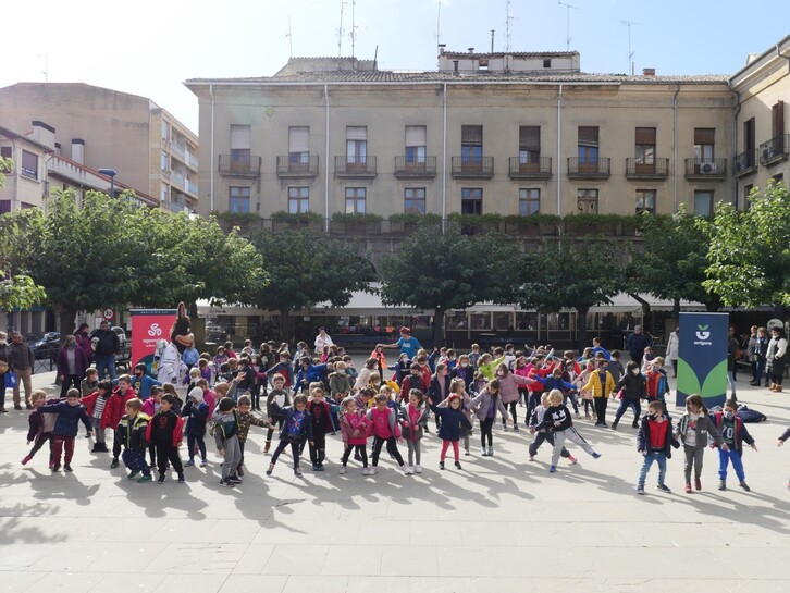 Tafallan aurkeztu dituzte 18 ludotekak. (ERRIGORA)