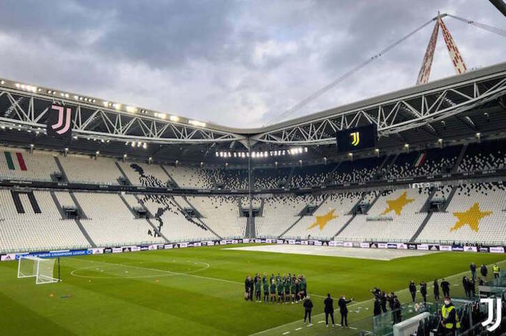 El Wolfsburgo entrenó ayer en el Juventus Stadium, donde hoy defenderá el liderato de grupo ante las turinesas. (Juventus Women)