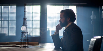 Romain Duris enarna al arquitecto Gustave Eiffel en su gran obra. (NAIZ)