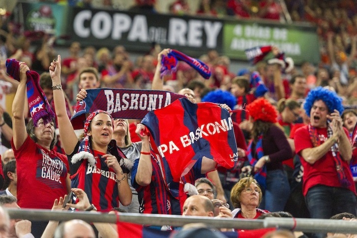 Los rumores de la posible vuelta de la Copa a Gasteiz, o al menos a Iruñea, se han quedado en nada. (Juanan RUIZ / FOKU)