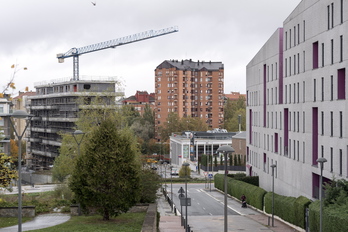 Nuevas viviendas erigidas en el sur de Gasteiz. (Juanan RUIZ/FOKU)