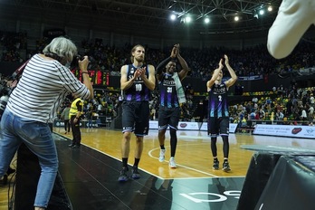 Bilbao Arenaren indarra eta garrantzia goraipatu ditu Alex Mumbruk. (Aritz LOIOLA / FOKU)
