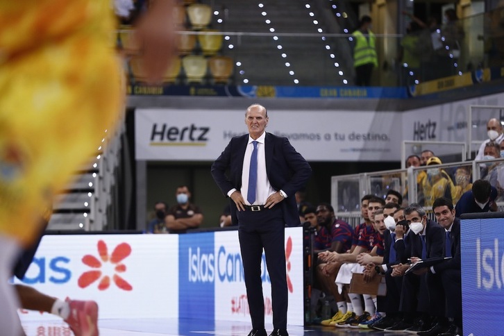 Más allá del devenir del partido, el futuro de Ivanovic en el Baskonia pende de un hilo tras esta derrota en Gran Canaria. (M. HENRÍQUEZ / ACB PHOTO)