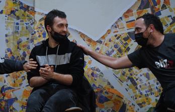 Joanes Illarregi pozik, atzoko irabazle zela jakinda. Bera eta anaia Xabat finalean izango dira. (Jagoba MANTEROLA | FOKU)