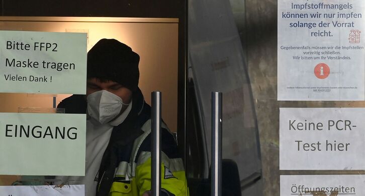 Un centro de vacunación de Munich. (Christof STACHE / AFP)