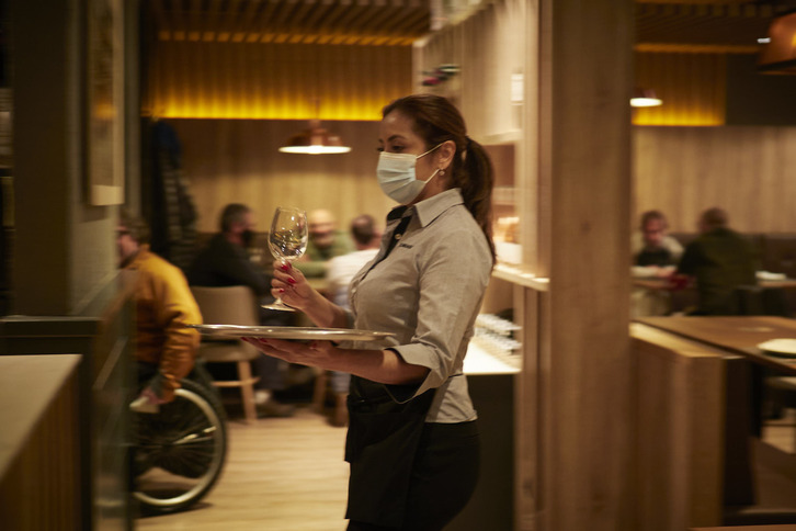 Interior de un restaurante de Iruñea. (Eduardo SANZ/EUROPA PRESS)