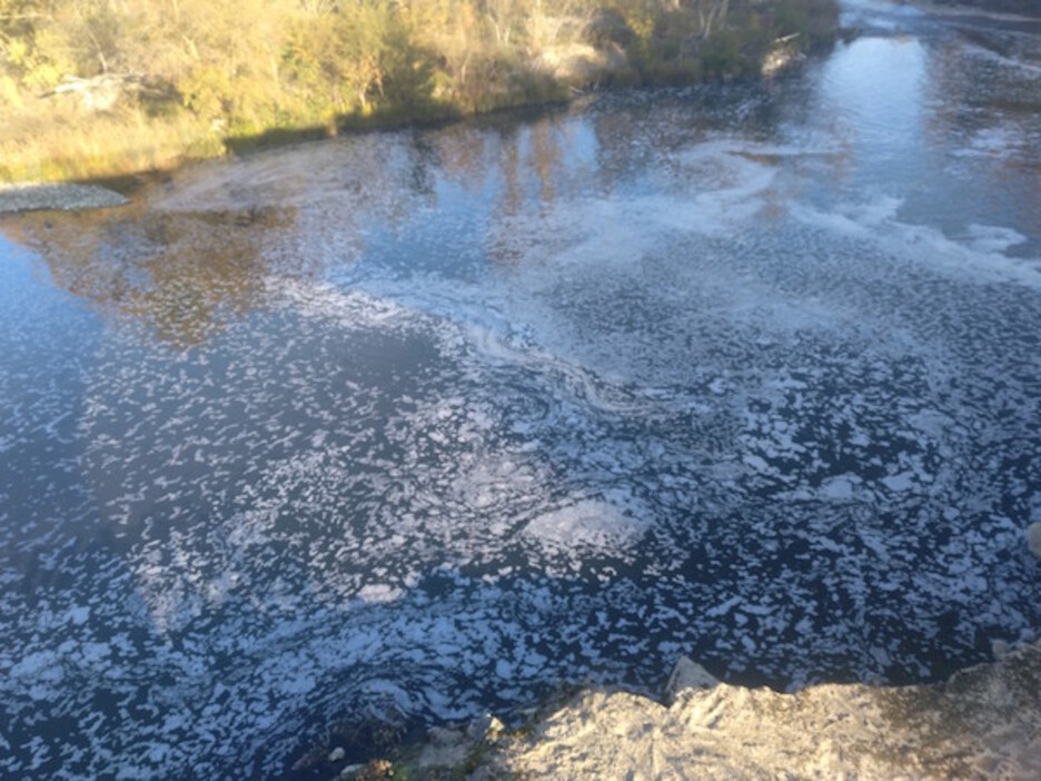El río Aragón a su paso por Kaseda. 