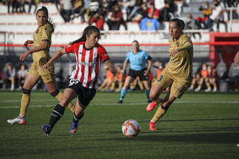 Zuri-gorriek zaleen babesa izan dezaten, Lezamako ateak zabalduko ditu bihar Atleticek. (Aritz Loiola/Foku)