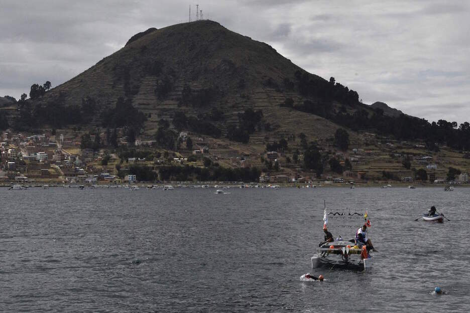 El lago Titicaca les ha ofrecido paisajes como el de la imagen. (Aizar RALDES/AFP)