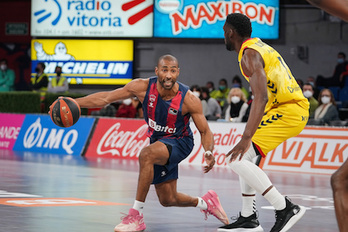 Granger ha estado pletórico. Sus siete triples han contribuido decisivamente al triunfo de Baskonia. (Endika PORTILLO/FOKU)