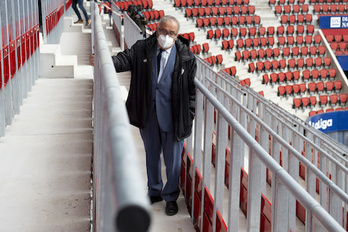 Luis Sabalza seguirá cuatro años más al frente de Osasuna. (Iñigo URIZ/FOKU)