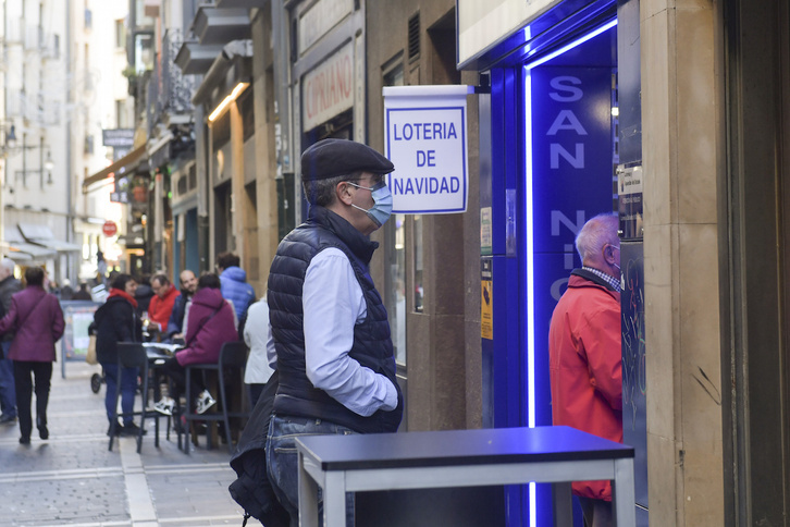 La Comisión de Salud Pública ha aprobado un nuevo ‘semáforo’ contra el covid-19, pero sin restricciones. (Idoia ZABALETA/FOKU)