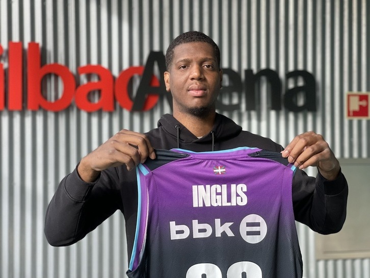 Damien Inglis, presentado este viernes como jugador de Bilbao Basket (@BILBAO BASKET)