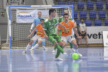 Aspil Jumpers y Osasuna Magna volverán a verse las caras en un derbi que se presume trepidante. (Idoia ZABALETA/FOKU)