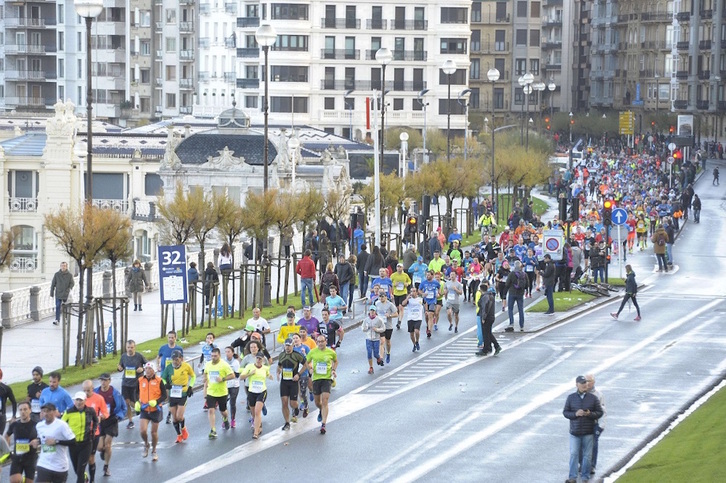 Las calles de Donostia volverán a llenarse de atletas este domingo por la mañana (MARATÓN DE DONOSTIA)