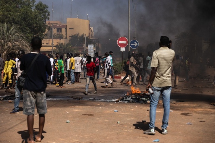 Burkina Fassoko hiriburuan protestak.  (OLYMPIA DE MAISMONT-AFP) 